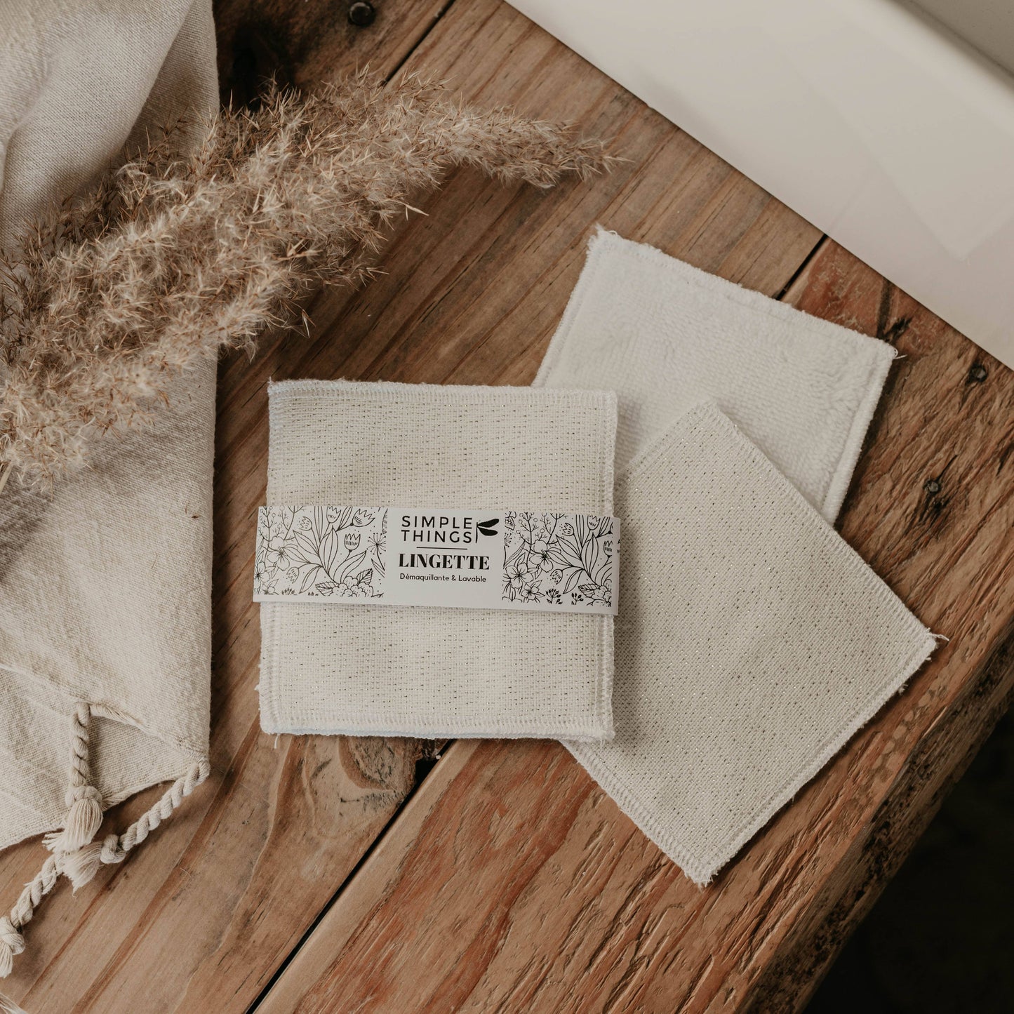 Washable makeup remover wipe | White