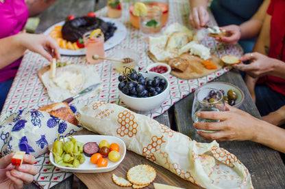 Bread Wrap - Bees & Bears Print