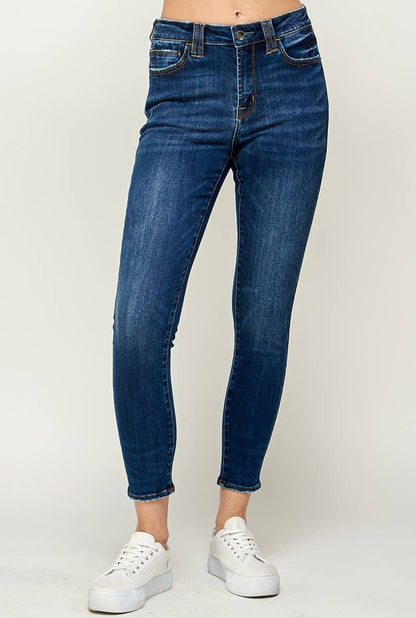 Tami Classic Skinny Jeans